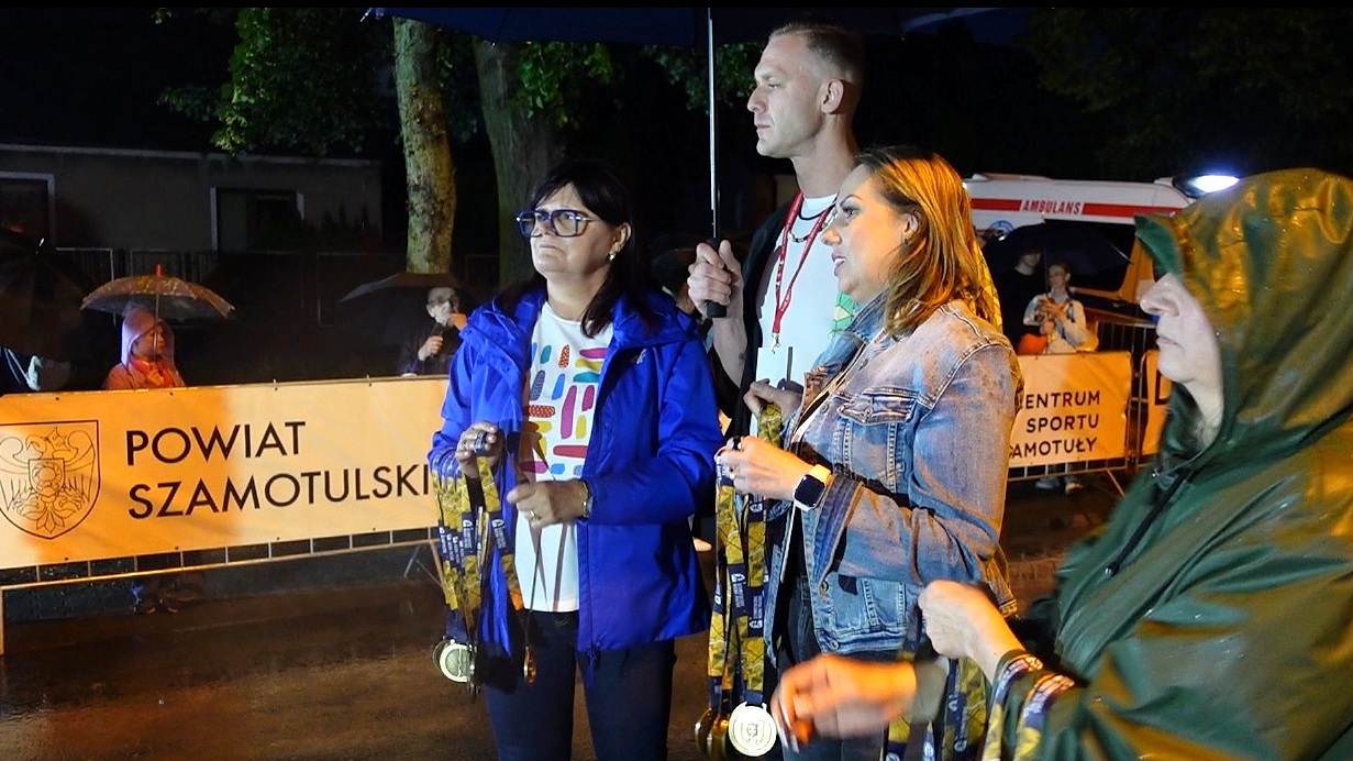Rekordowa i deszczowa 6. Szamotulska Nocna Piątka za nami! [WIDEO]